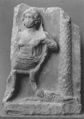 Fragment de stèle votive, scène d incubation, 400 avant J.-C. 