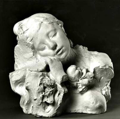 Auguste Rodin. Le Sommeil. (Plâtre du Musée Rodin à Pais). 